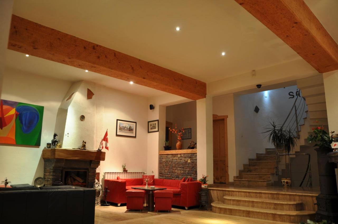 Vila Sara/Adult Only Совата Екстериор снимка