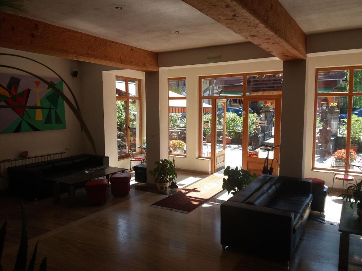Vila Sara/Adult Only Совата Екстериор снимка