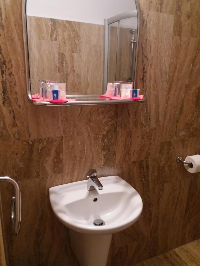 Vila Sara/Adult Only Совата Екстериор снимка